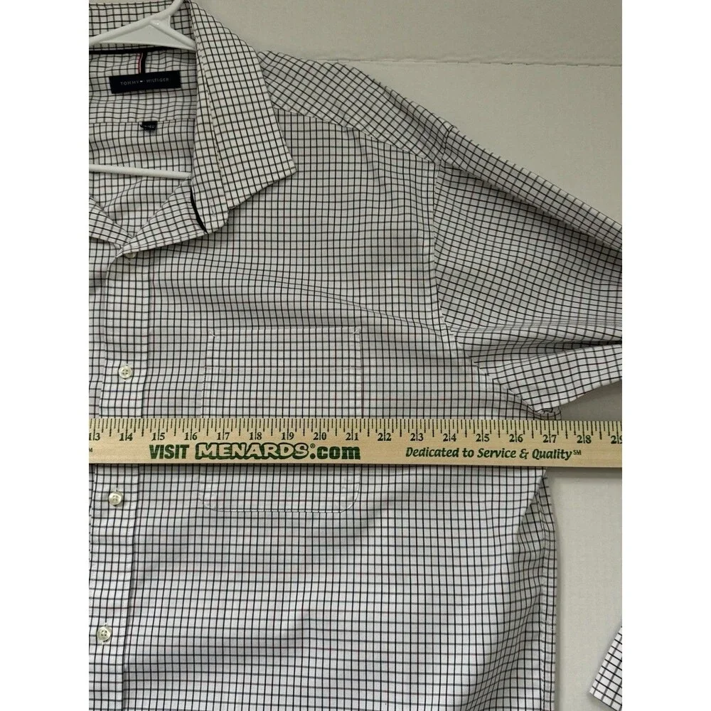 Tommy Hilfiger Men's 2XL White Checkered Long Sleeve Button Down Dress Shirt